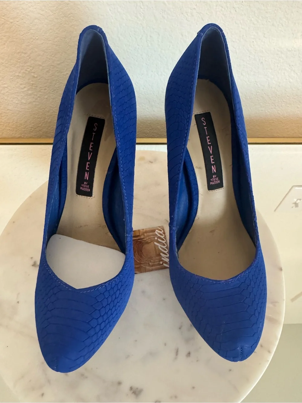 Steven by Steve Madden Electric Blue Textured Round-Toe Pumps - SIZE: 8 M